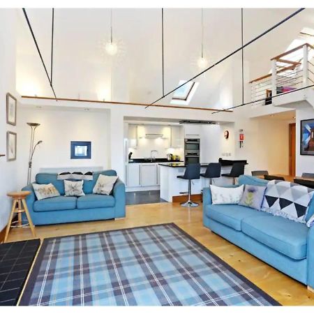 Altido Cosy 2-Bed Apt In The Old Town With Mezzanine Daire Edinburgh Dış mekan fotoğraf